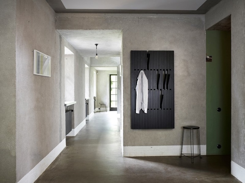 piano coat rack - per use