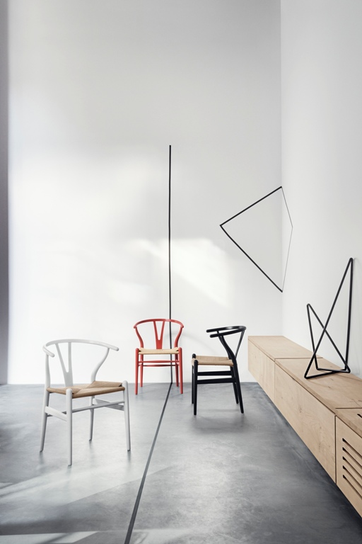 Wishbone Chair di Hans J. Wegner per Carl Hansen & Son