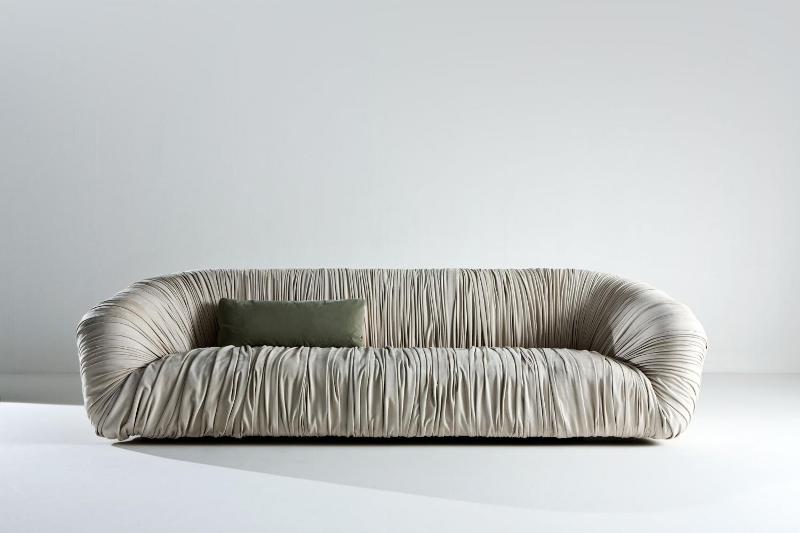 Drapé Sofa