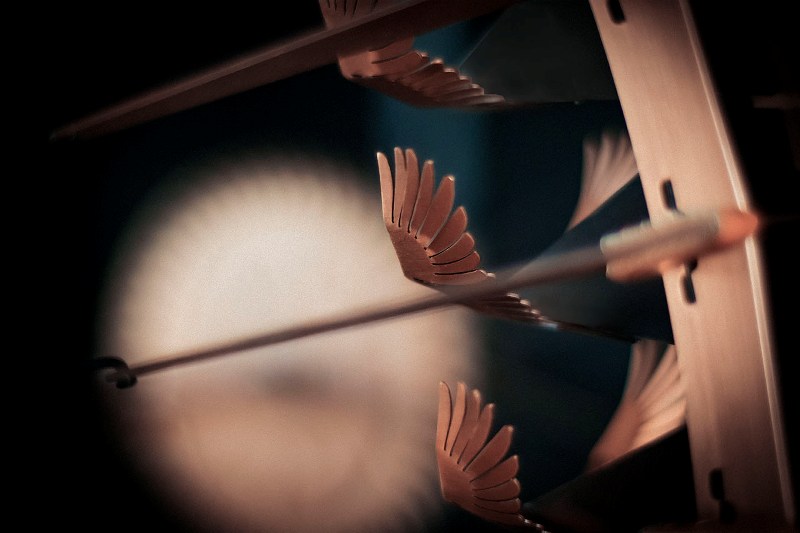 Scultura in movimento creata da Larose Guyon